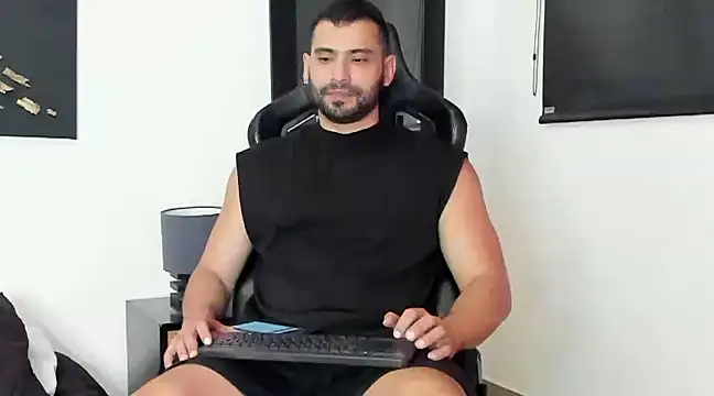 Snapshot of Dereck_vega chatting on December 4, 9:35 pm Dereck vega online show from December 4, 9:35 pm