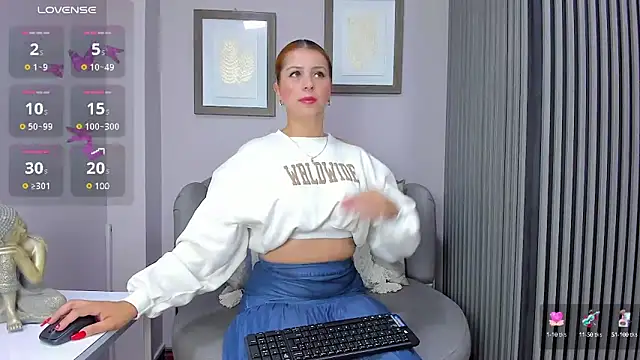 Nahiajhonson  online show from January 13, 12:13 pm