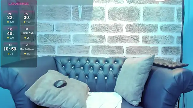 Nahiajhonson  online show from January 22, 12:49 pm