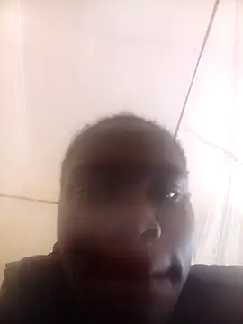 Snapshot of bluebird778 chatting on February 7, 7:18 am bluebird778 online show from February 7, 7:18 am