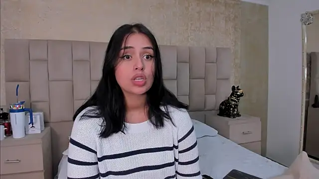 Snapshot of EmmaTorres_ chatting on February 11, 9:25 pm EmmaTorres  online show from February 11, 9:25 pm