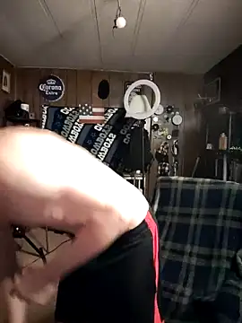 omgkidisthaone online show from March 21, 4:28 am