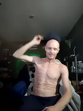 omgkidisthaone online show from October 17, 12:52 pm