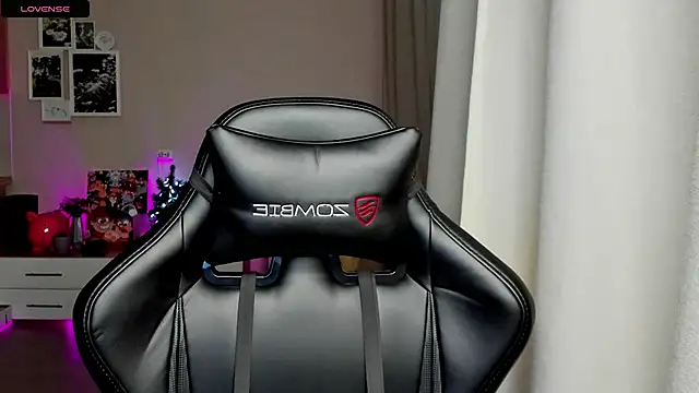 Sm0ly online show from February 7, 1:15 am