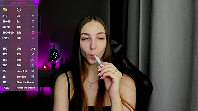 Sm0ly online show from February 23, 2:18 am