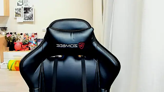 Sm0ly online show from October 25, 1:35 am