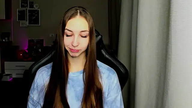 Sm0ly online show from December 4, 2:54 am