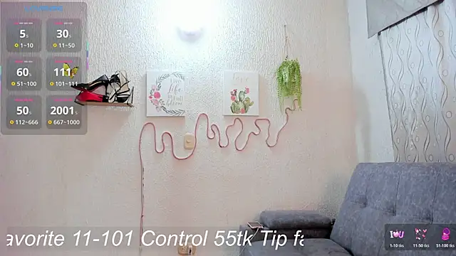 samanthaeliott22 online show from November 25, 5:07 am