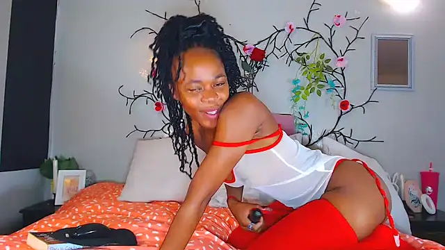 Snapshot of FRUITOFEDEN01 chatting on March 4, 9:07 am FRUITOFEDEN01 online show from March 4, 9:07 am