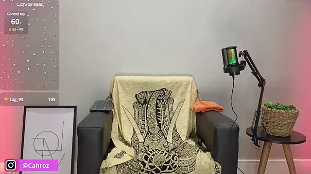 Brownfitbabyy online show from December 5, 11:40 pm