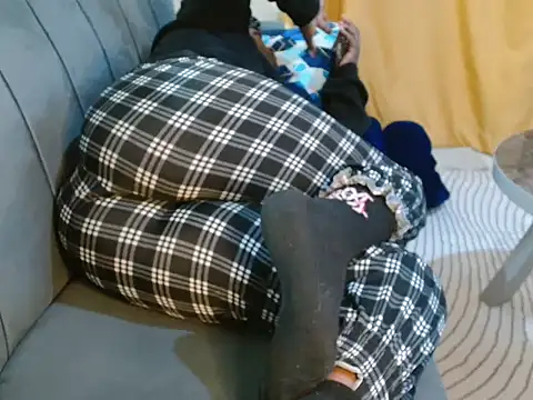 leslysexygirl online show from September 23, 6:16 am