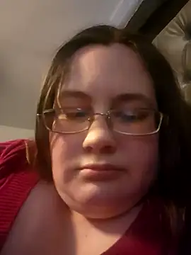 Snapshot of aliceluvzbill chatting on December 2, 10:23 pm aliceluvzbill online show from December 2, 10:23 pm