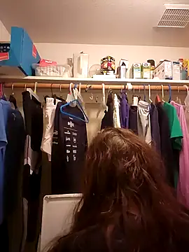 Snapshot of aliceluvzbill chatting on December 3, 2:49 pm aliceluvzbill online show from December 3, 2:49 pm