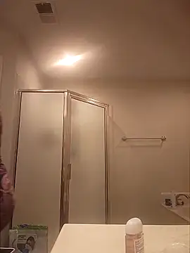 Snapshot of aliceluvzbill chatting on March 30, 6:53 pm aliceluvzbill online show from March 30, 6:53 pm