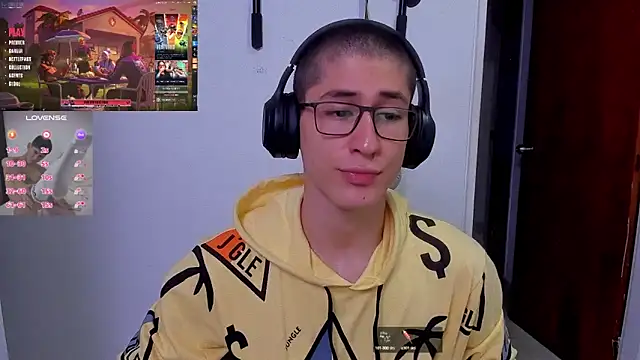 Snapshot of Jaack_str chatting on December 14, 12:33 am Jaack str online show from December 14, 12:33 am