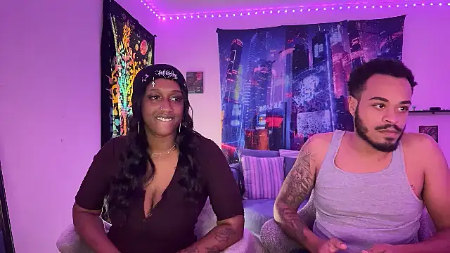 Snapshot of BlackBunny0222 chatting on February 13, 4:39 pm BlackBunny0222 online show from February 13, 4:39 pm