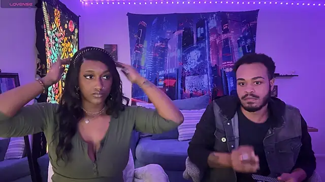 Snapshot of BlackBunny0222 chatting on February 17, 5:53 pm BlackBunny0222 online show from February 17, 5:53 pm