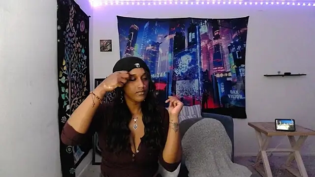 Snapshot of BlackBunny0222 chatting on February 27, 9:22 am BlackBunny0222 online show from February 27, 9:22 am