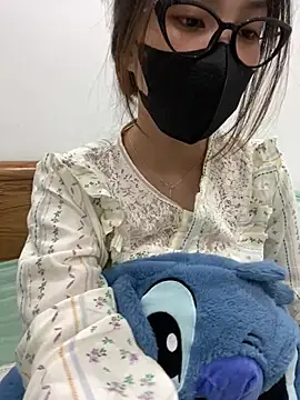 Snapshot of Lilisa_miu chatting on December 28, 9:42 am Lilisa miu online show from December 28, 9:42 am
