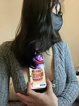 Snapshot of Lilisa_miu chatting on February 5, 7:10 pm Lilisa miu online show from February 5, 7:10 pm