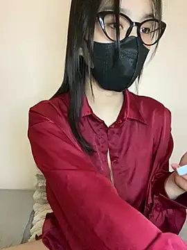 Snapshot of Lilisa_miu chatting on February 12, 4:33 pm Lilisa miu online show from February 12, 4:33 pm