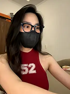 Snapshot of Lilisa_miu chatting on October 18, 4:52 pm Lilisa miu online show from October 18, 4:52 pm