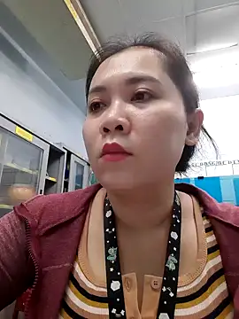 Benlla2802 online show from December 16, 7:10 pm