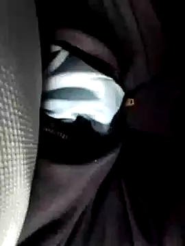 Snapshot of Policeman20742 chatting on March 10, 7:50 pm Policeman20742 online show from March 10, 7:50 pm