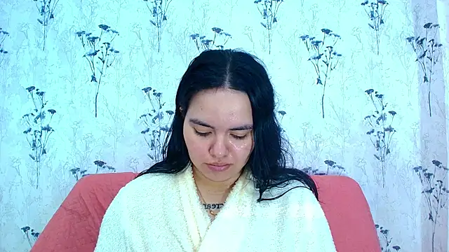 Snapshot of Mia_candy_0 chatting on March 13, 6:23 pm Mia candy 0 online show from March 13, 6:23 pm