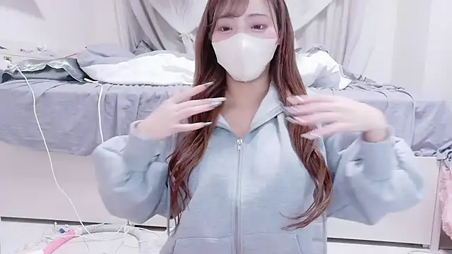  chanMOMO  online show from October 7, 3:42 pm