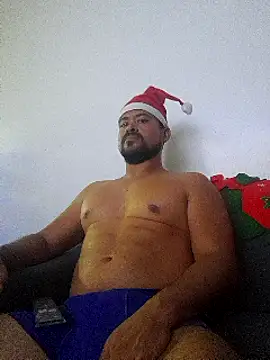 Snapshot of LatinMar chatting on December 26, 12:03 am LatinMar online show from December 26, 12:03 am