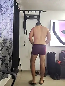 Snapshot of LatinMar chatting on October 29, 12:29 pm LatinMar online show from October 29, 12:29 pm