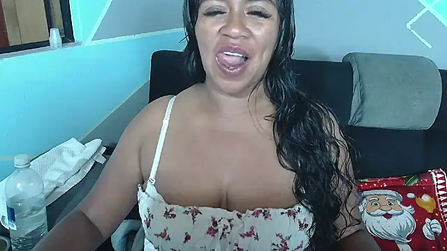 saggil23 online show from February 3, 6:40 am