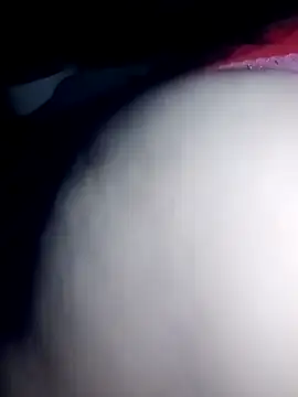 Snapshot of araSquirt_23 chatting on February 15, 3:09 am araSquirt 23 online show from February 15, 3:09 am