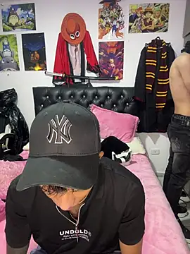 Snapshot of TommyGun_22 chatting on June 20, 12:14 am TommyGun 22 online show from June 20, 12:14 am