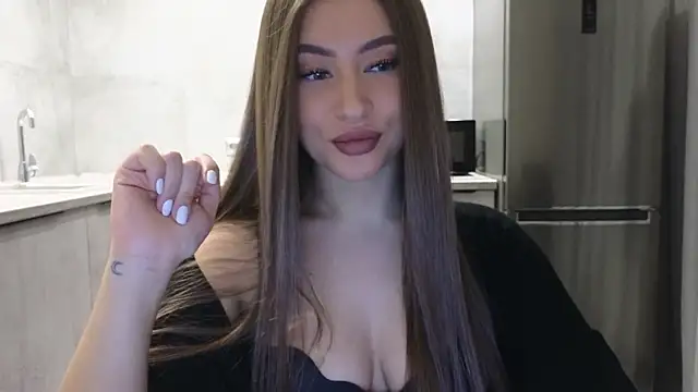 Cinderella     online show from February 4, 3:15 pm