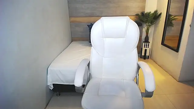 liseth fox online show from January 18, 1:52 am