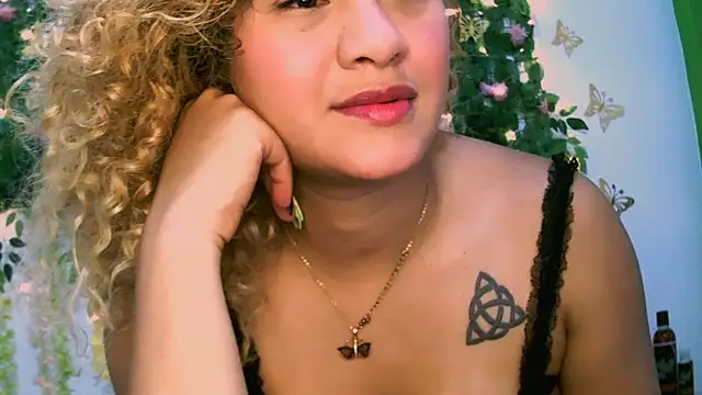 Crysrus online show from March 2, 12:09 am