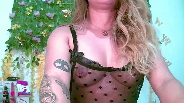 Crysrus online show from April 8, 11:48 pm