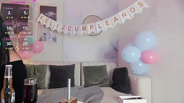 lara madisson online show from October 16, 5:08 am