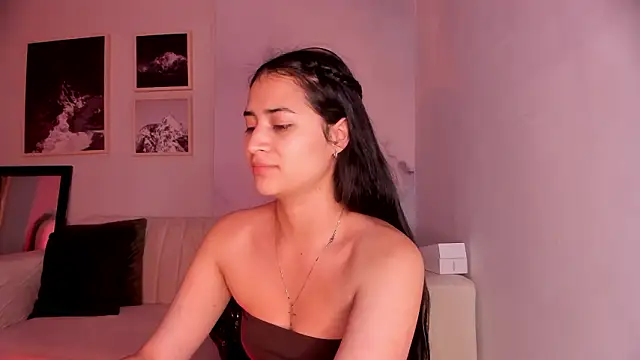 lara madisson online show from February 19, 5:14 am