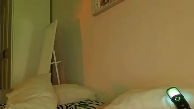 agelandreww online show from December 21, 5:09 pm