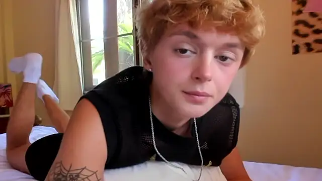 agelandreww online show from February 21, 5:41 am