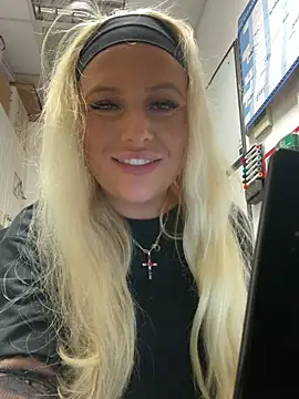 Arabellalee23 online show from January 7, 2:41 pm