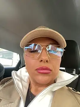 Arabellalee23 online show from January 19, 1:04 pm