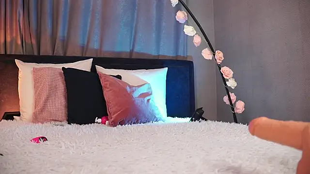 AnnLevine online show from February 22, 7:45 am