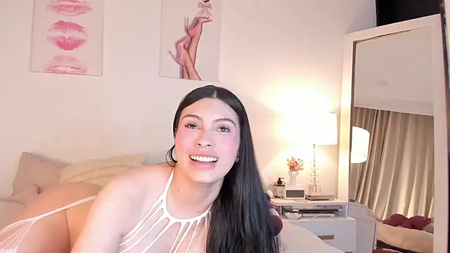 Snapshot of halseycox___ chatting on July 9, 4:49 am halseycox online show from July 9, 4:49 am