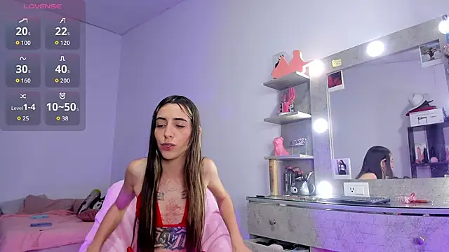 YouliteSllut2 online show from December 19, 10:06 pm