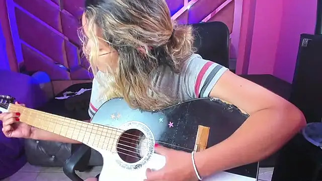 Olivia Fox69 online show from February 19, 9:17 am