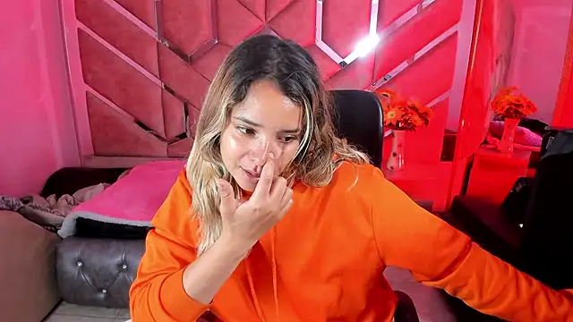 Olivia Fox69 online show from September 29, 4:28 am